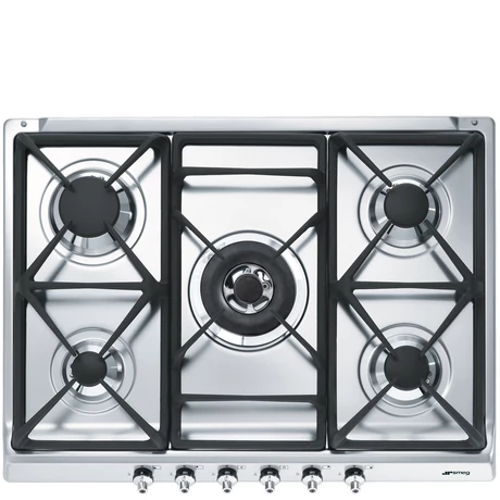 SMEG GÁZ FŐZŐLAP, Classic design, 70 cm, 5 gázégő, ebből 1 db  5,0 kW-os wok égő, ezüst vezérlőgombok, rozsdamentes acél